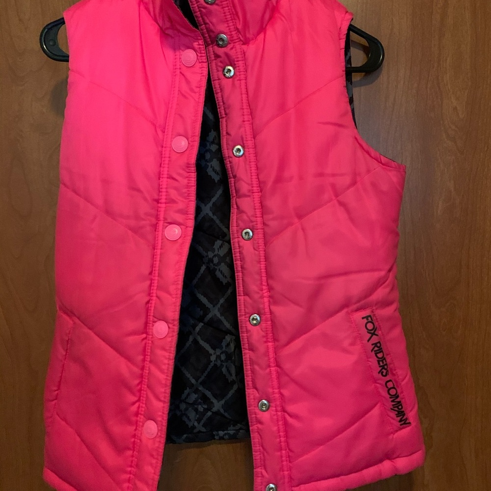 Fox reversible puffer vest